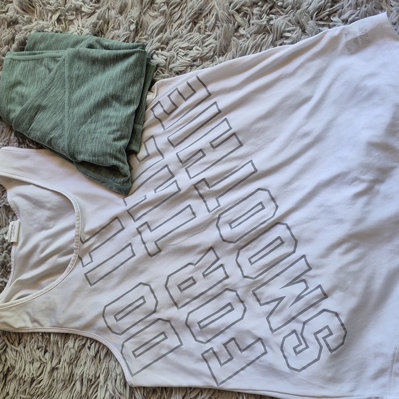 Victoria's Secret Pants - Women's Victoria Secret‎ Set Mint Green Leggings Pants Size 4 Tank Size XS